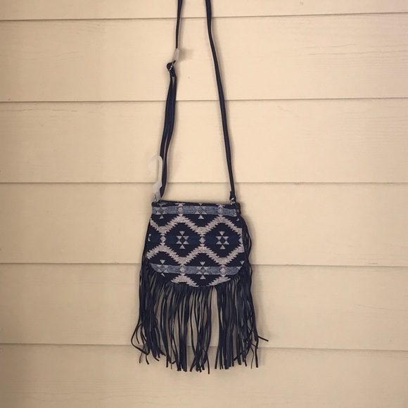 Fringe Aztec crossbody purse - Picture 2 of 4